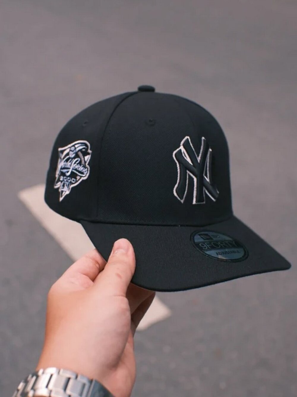 New Era 9FORTY Adjustable Black and Pink 2000 New York Yankees Baseball Cap